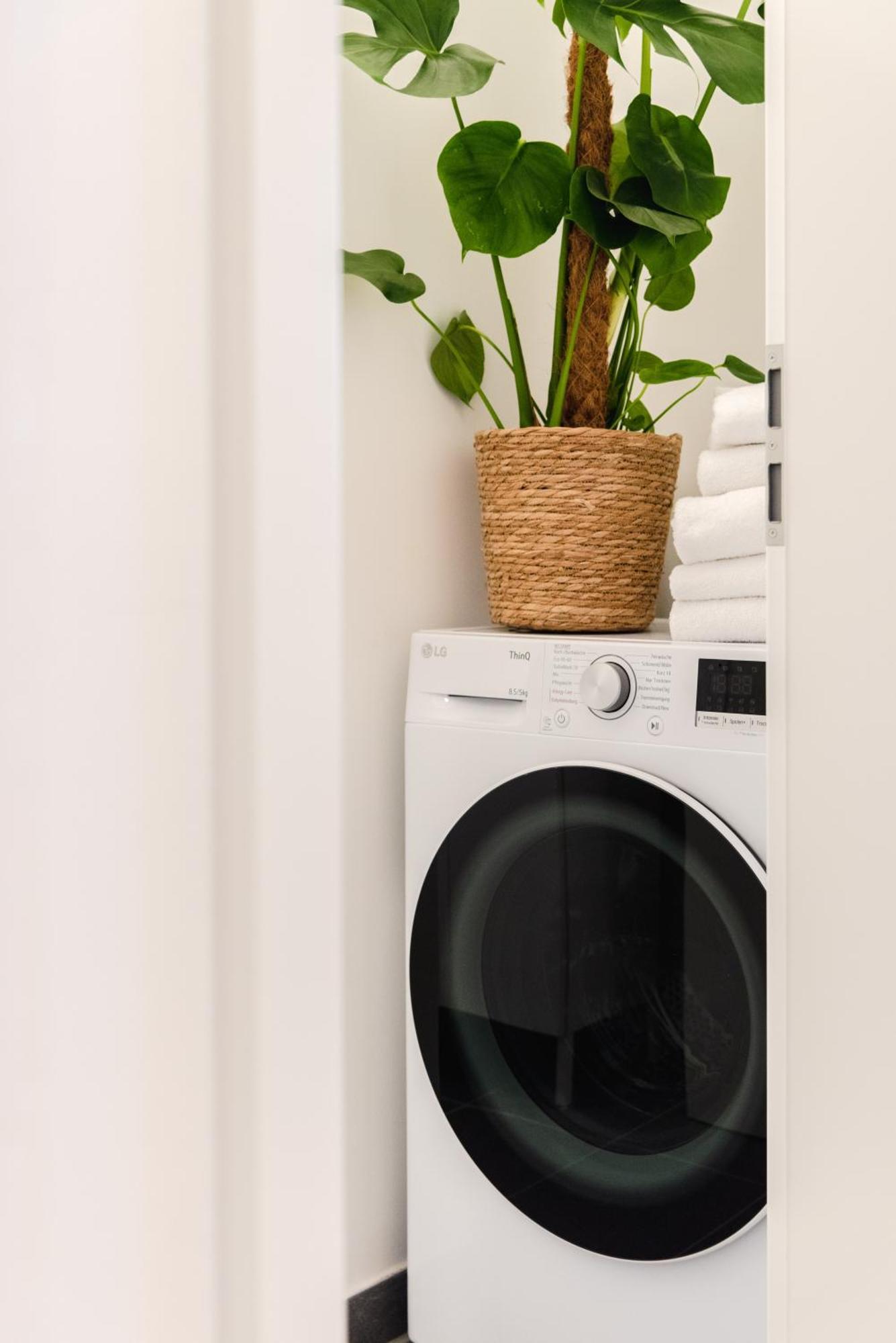 Exklusive Luxus-unterkunft In Mitte: 2 Apartments, 130m², Designer-moebel, Co2 Neutrale Reinigung Appartement