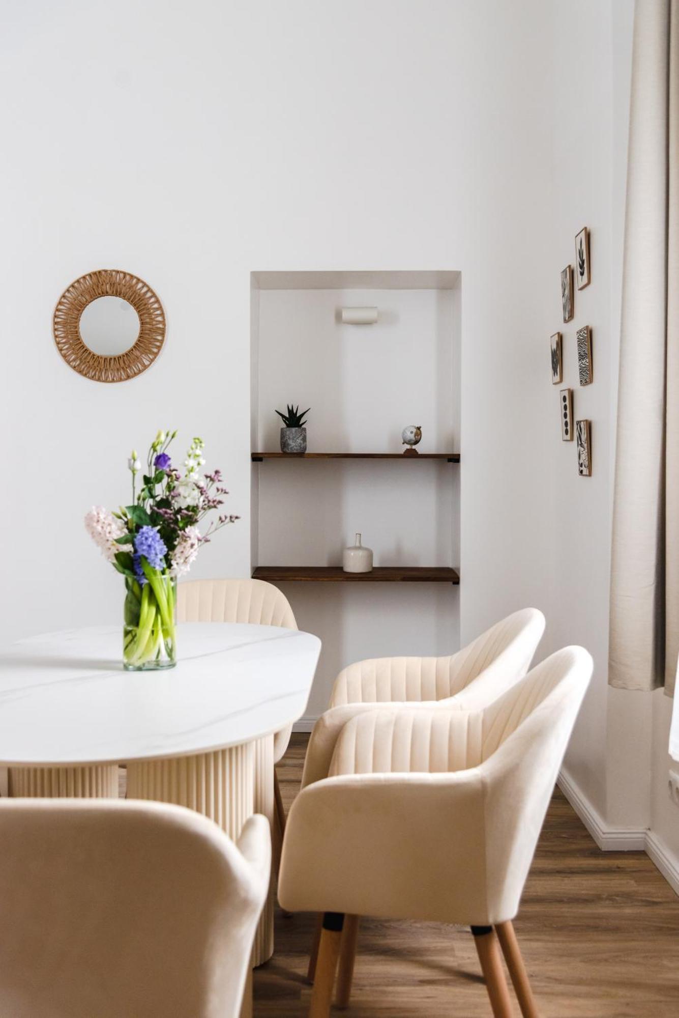 Exklusive Luxus-unterkunft In Mitte: 2 Apartments, 130m², Designer-moebel, Co2 Neutrale Reinigung Berlijn