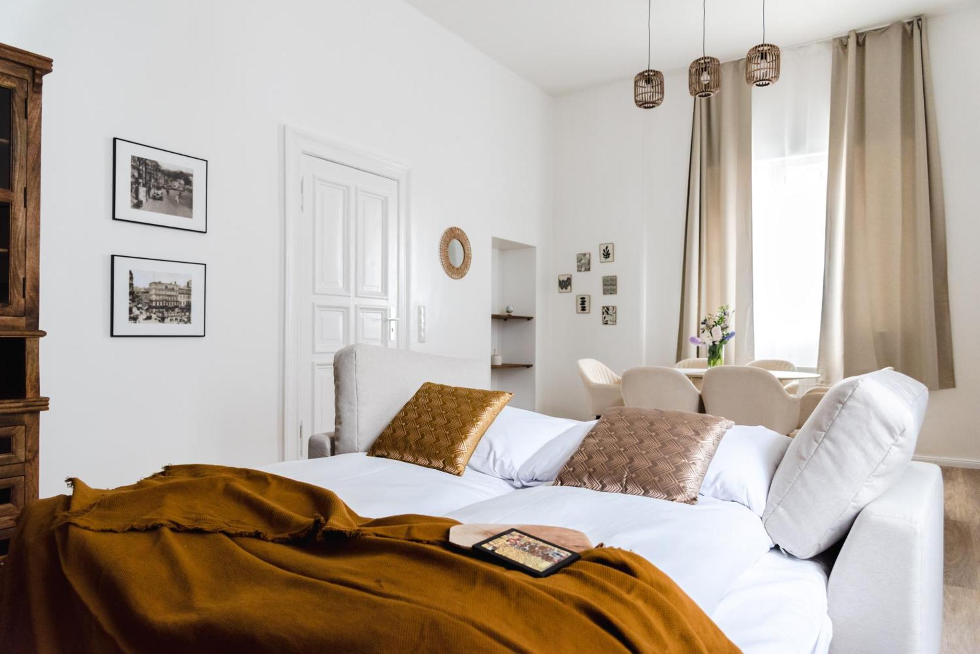 Exklusive Luxus-unterkunft In Mitte: 2 Apartments, 130m², Designer-moebel, Co2 Neutrale Reinigung Apartamento Berlim